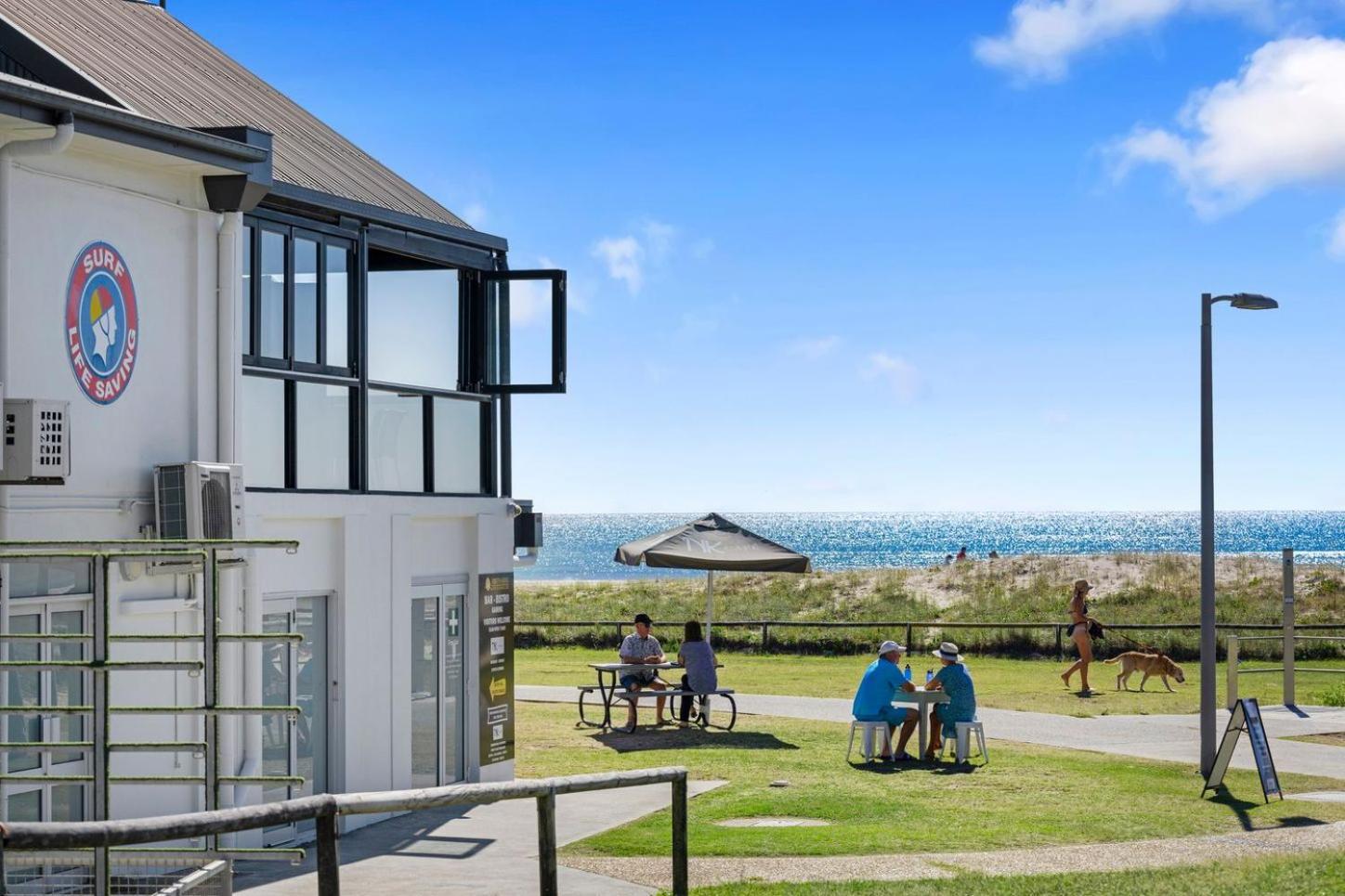Bila Vista Kirra Beachside Apartments Голд-Кост Экстерьер фото